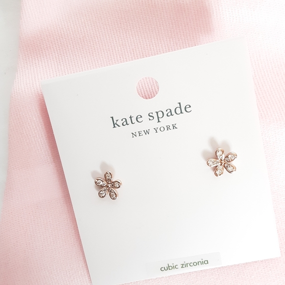 kate spade Gleaming Gardenia Flower Studs NEW - Picture 8 of 8